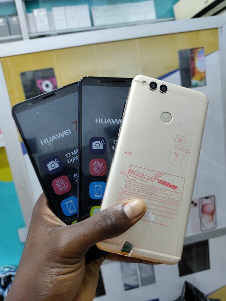 Huawei 7X