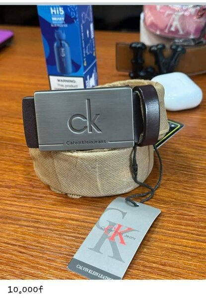Ceinture à boucle double G élégante