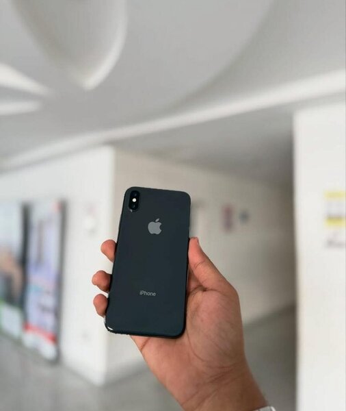 iPhone X