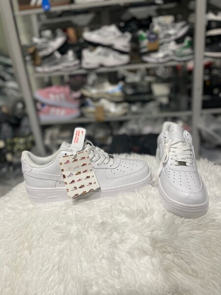 Chaussures Nike Air Force 1