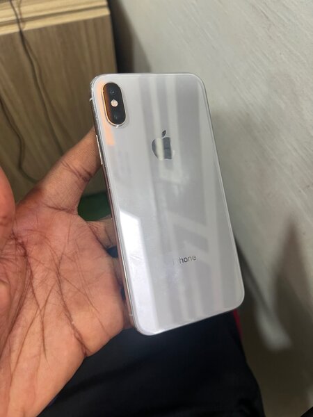 iPhone X