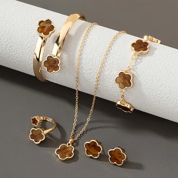 Ensemble bijoux fleur doré