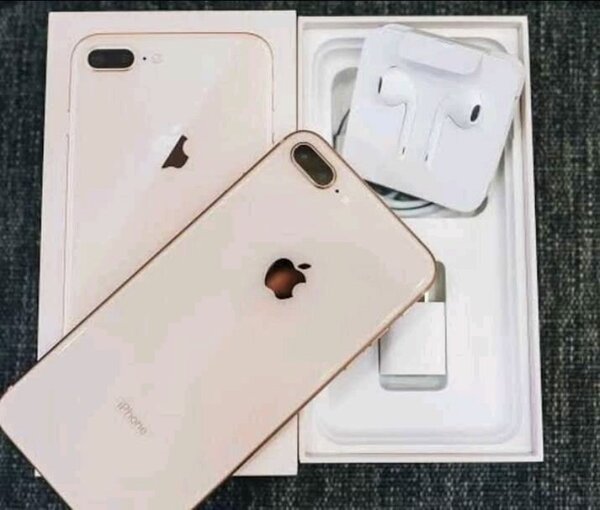 iPhone 8 Plus