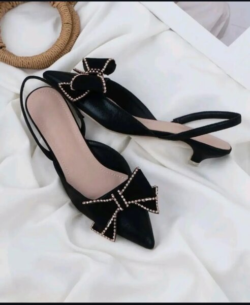 Casual shoe heel