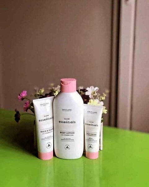 Oriflame Glow Essentials