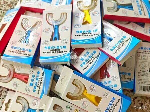 Kids silicone brush