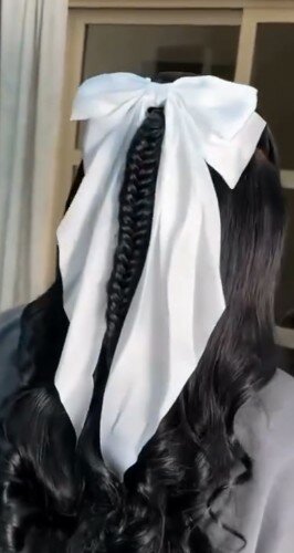 Hair bow