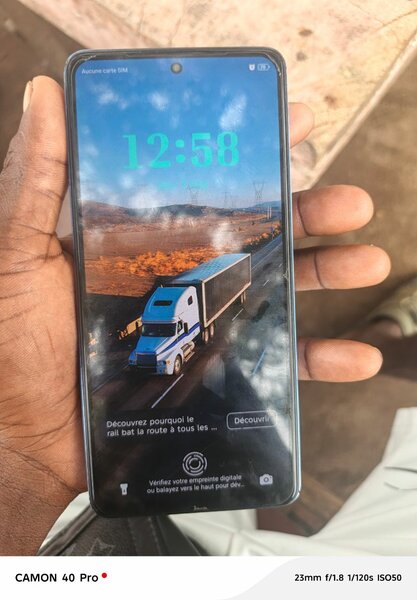 Tecno camon 20