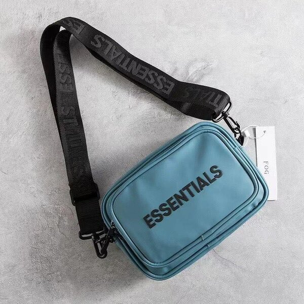 ESSENTIAL SIDE BAG