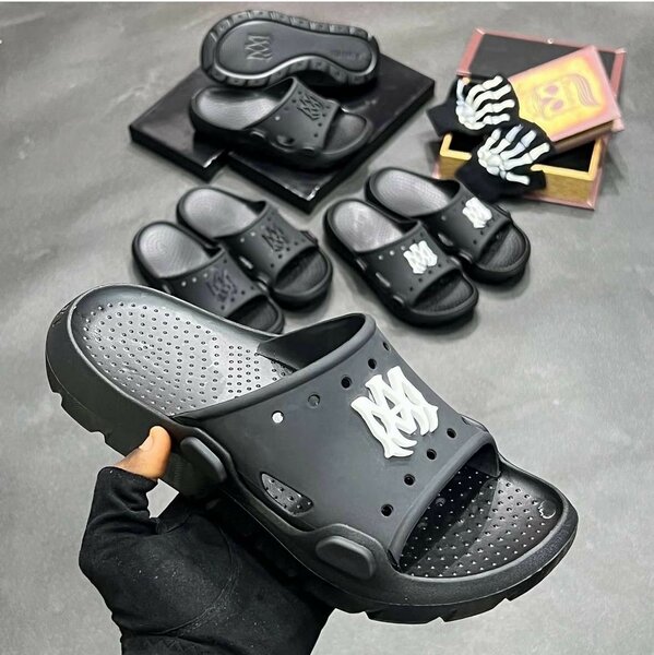 Slippers