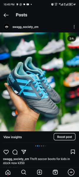 Kids soccer boots