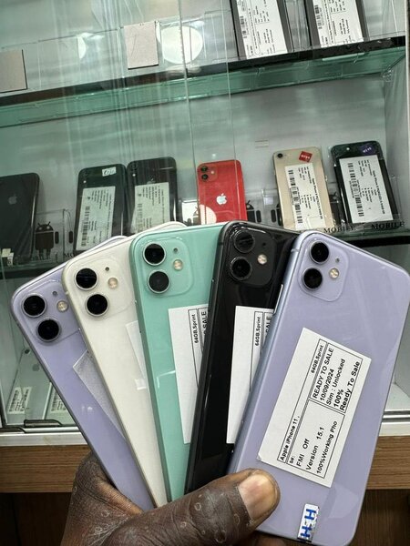 iPhone 11