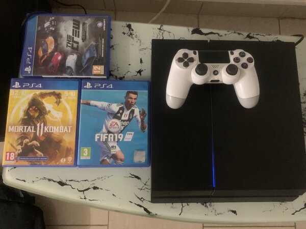 PlayStation 4 Fat