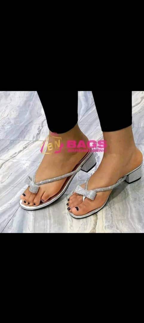 Shiny short heel