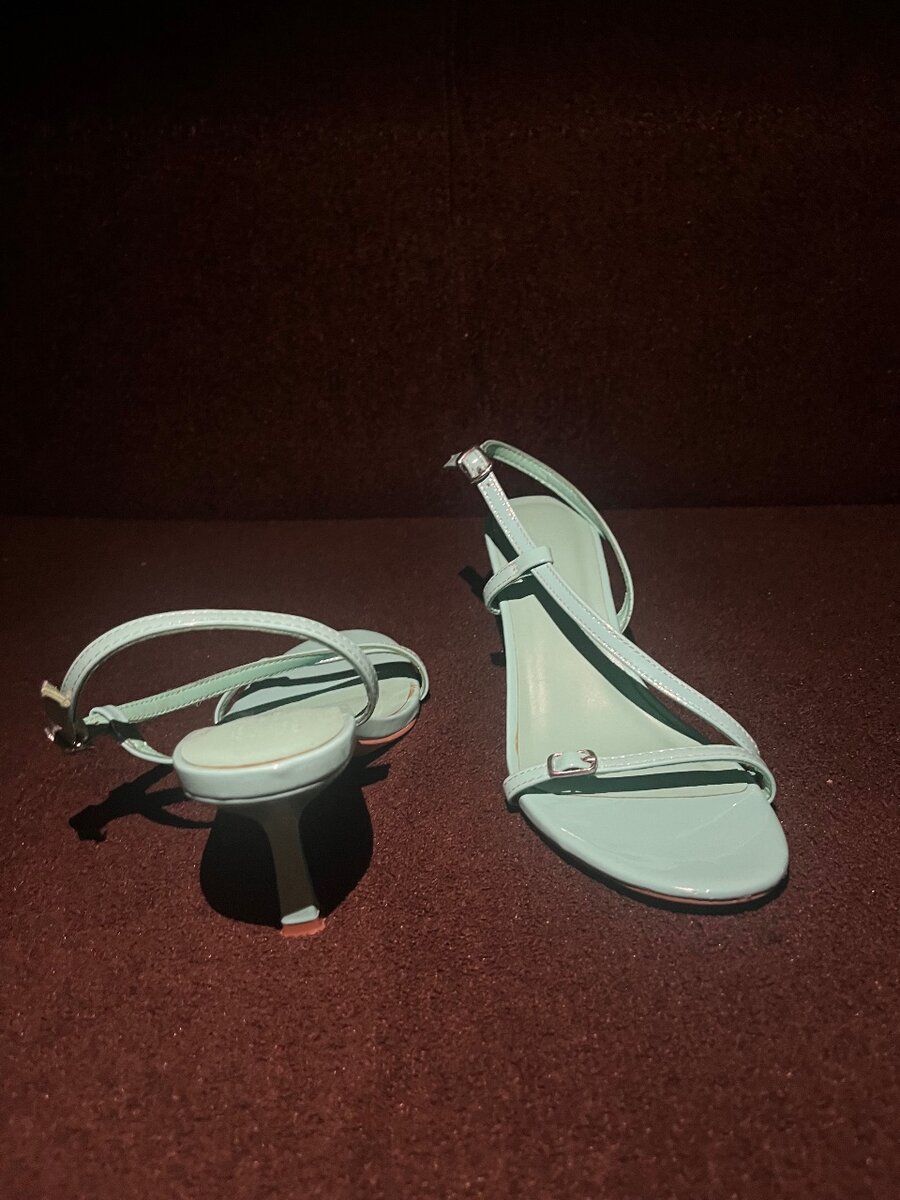 Ladies heels