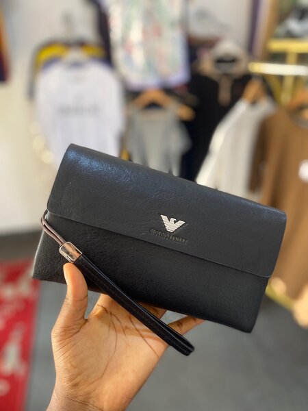Armpit purse