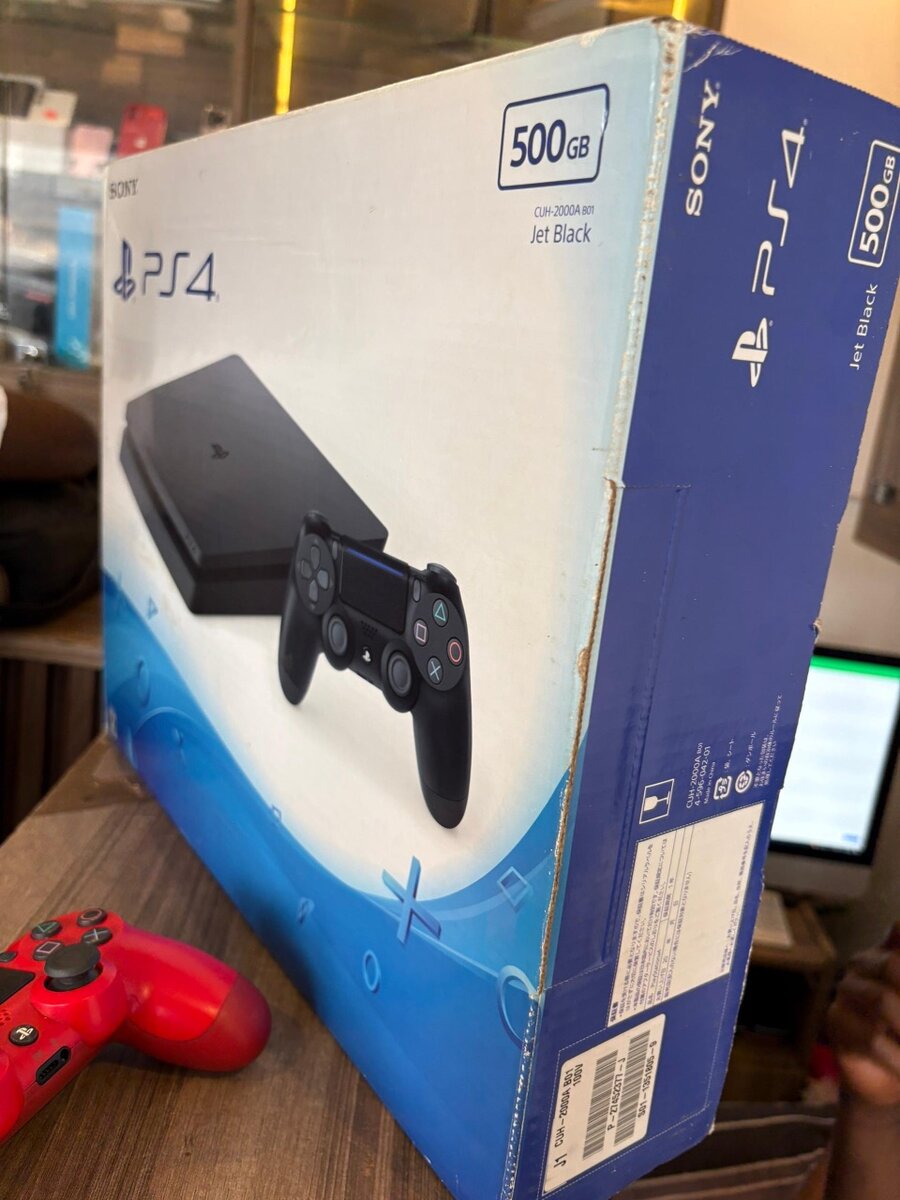 PS4 Slim