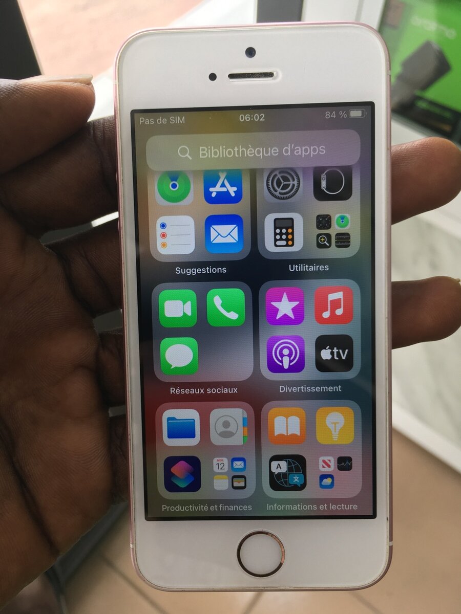 iPhone SE