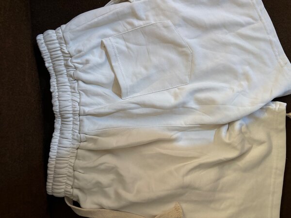 Short heavy joggers