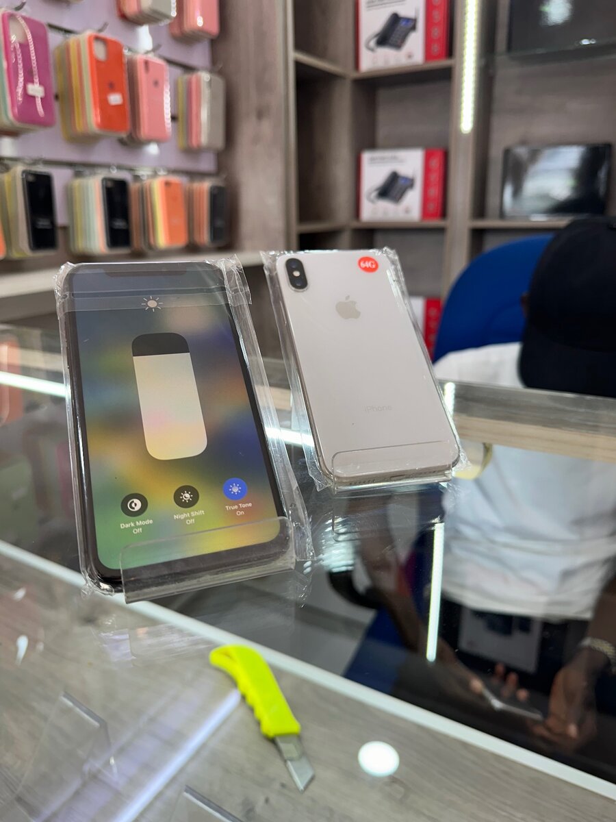 iPhone X