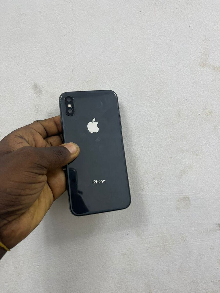 iPhone X