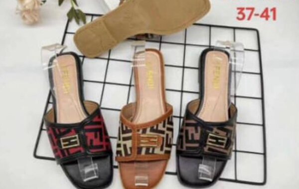 Chic sandale