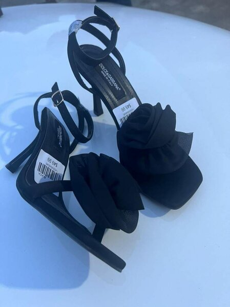 Ladies heel