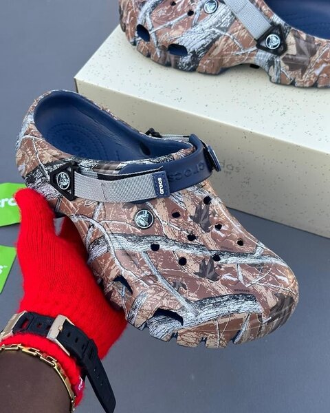 Crocs disponibles