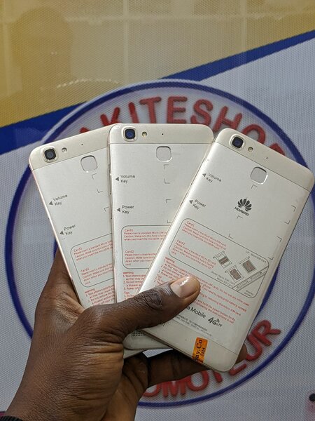 Huawei 5S