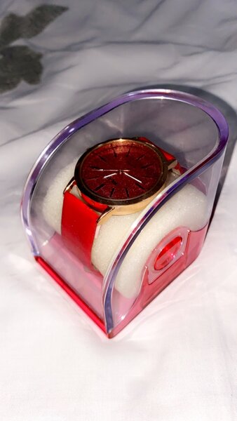 Women wrist watch