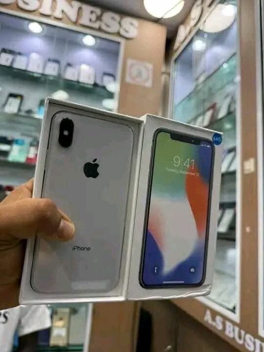 iPhone X 64Go - Argent
