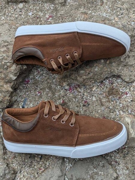 Van's
