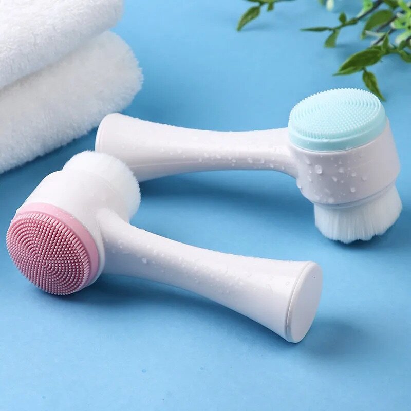 Facial brush