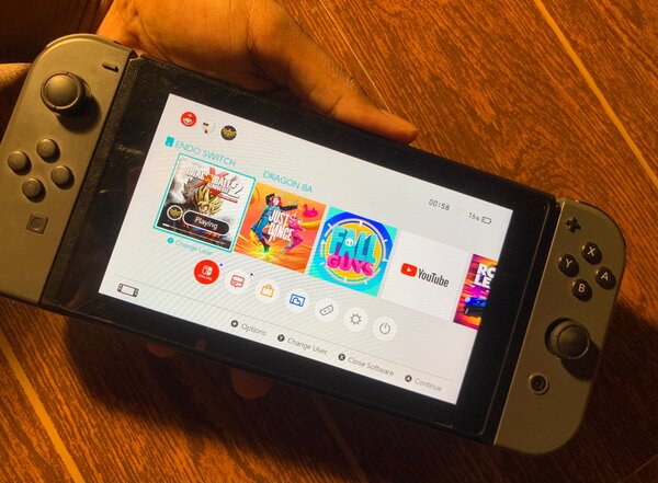 Nintendo Switch