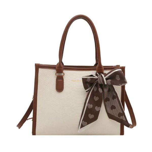 Sac à main élégant avec foulard