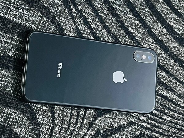 iPhone. X 64gb