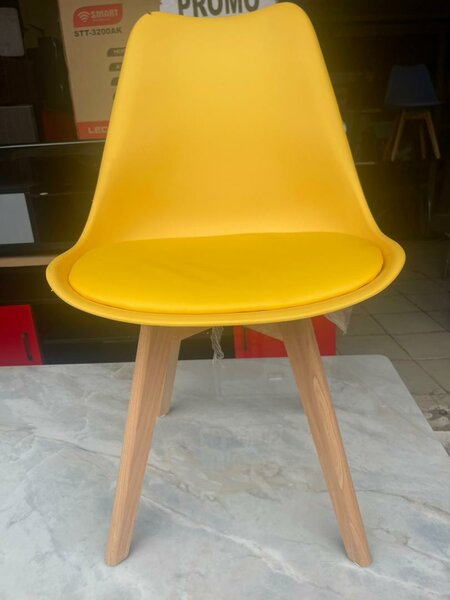 Chaises scandinaves