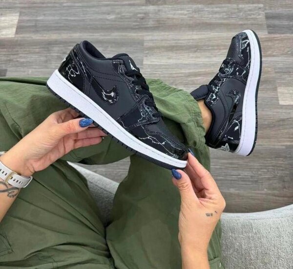 Air Jordan one