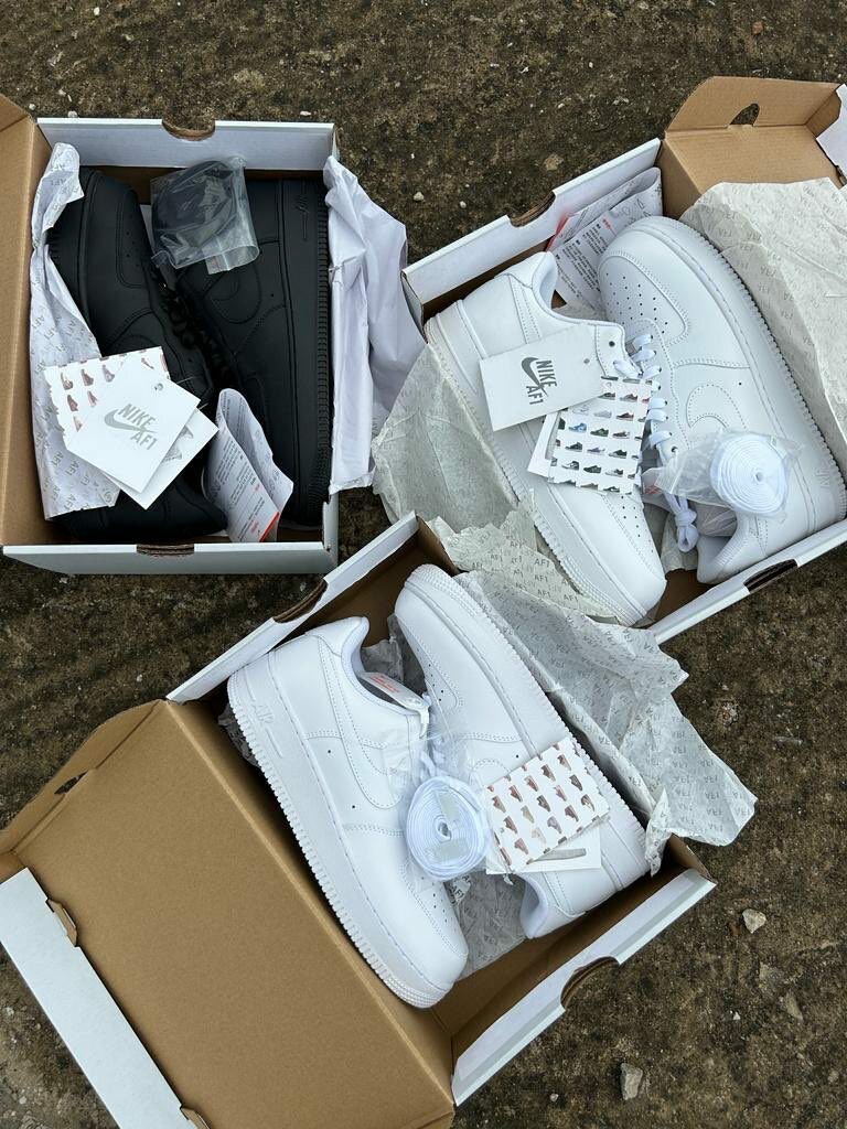 Nike Air Force 1