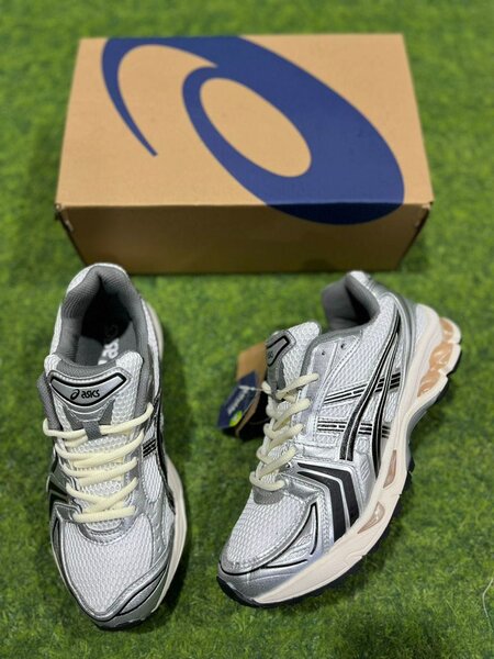 ASICS