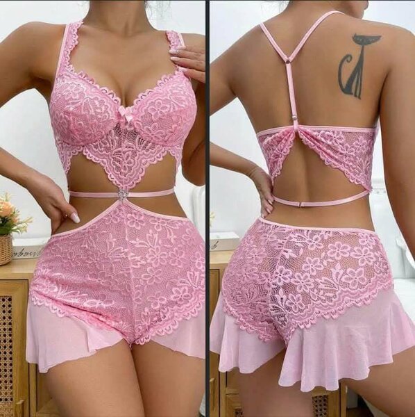Ladies sleep wear
