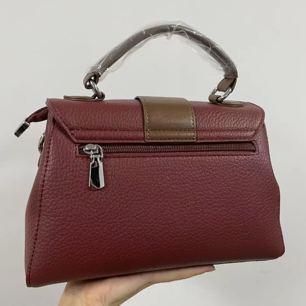 Sac à main élégant en cuir