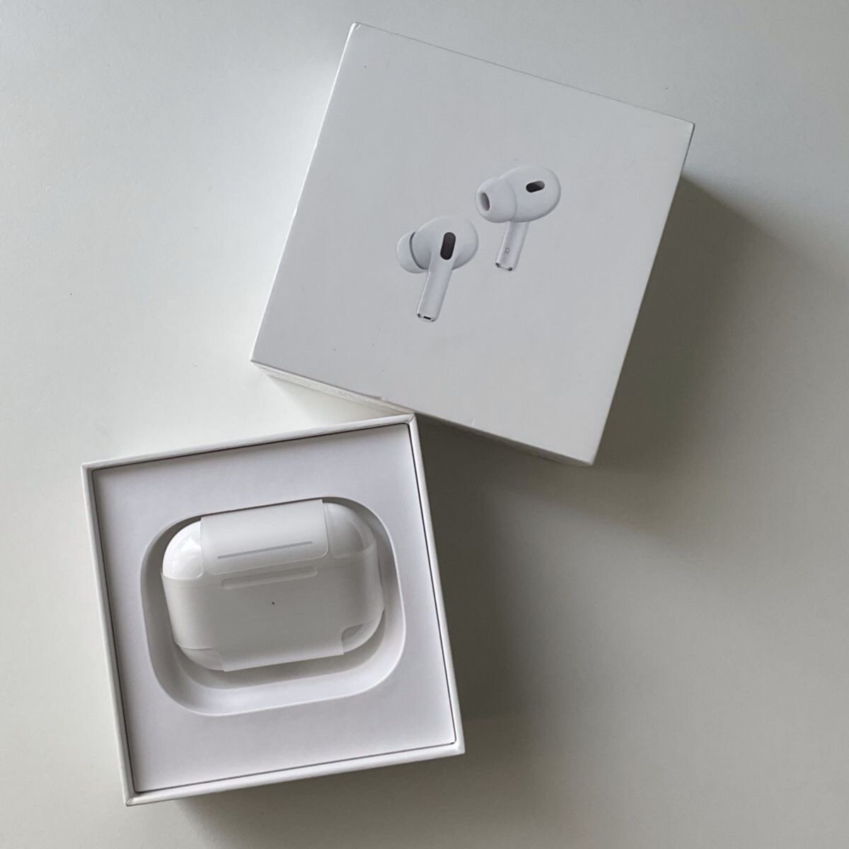 AirPods