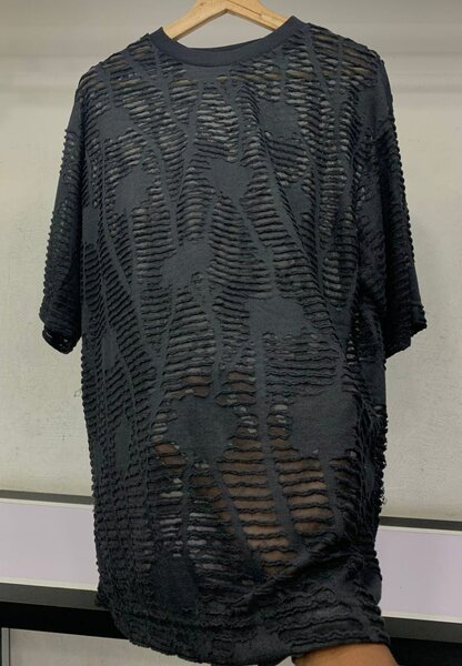 Robe Noire Tissée Élégante