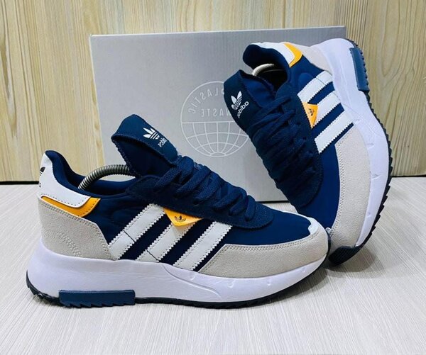 Baskets Adidas rétro élégantes