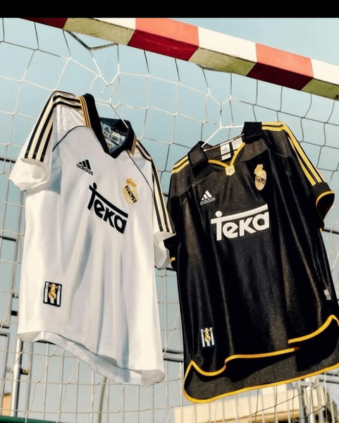 Maillots de football rétro Real