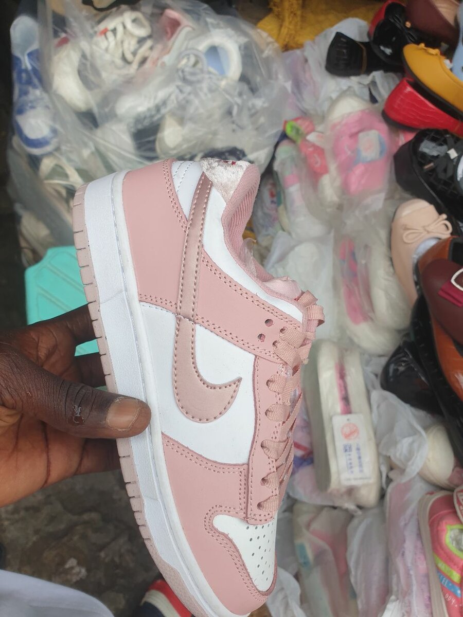 Baskets unisex tendance rose