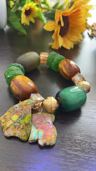 Beads  bracelet