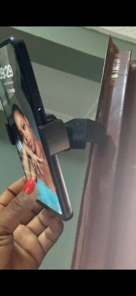 Phone clamp