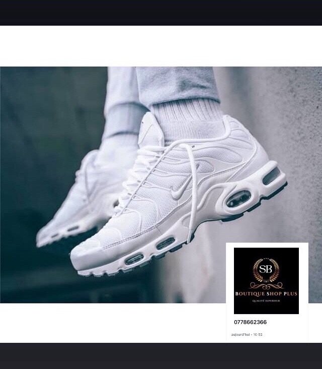 Basket nike  tn authentique avec sa boîte